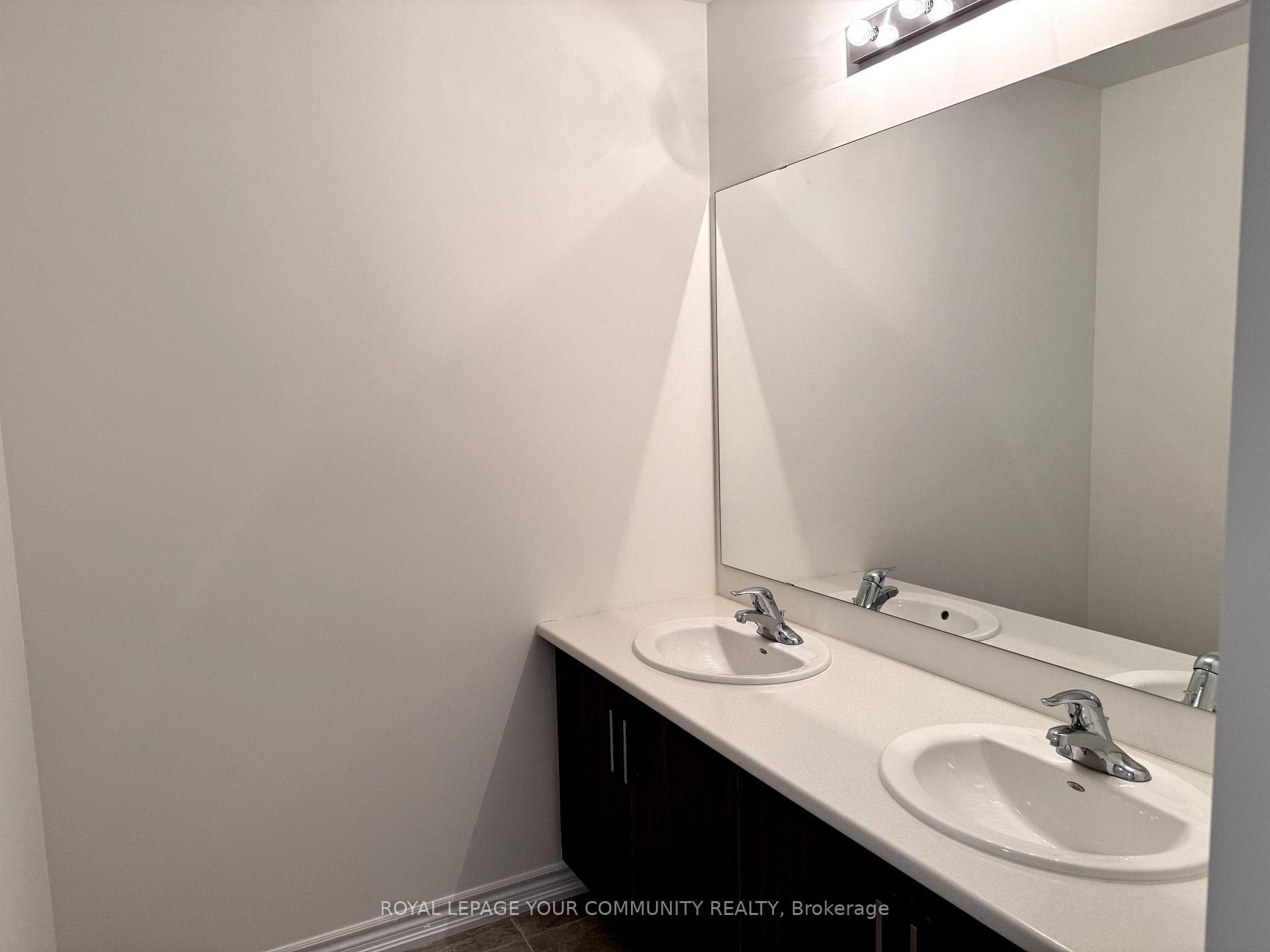 10 Tamworth Terrace photo 21