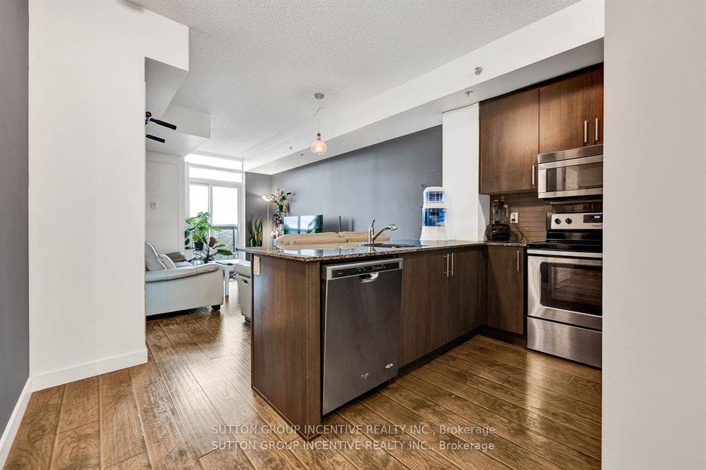 150 Water Street Unit 1005 photo 5