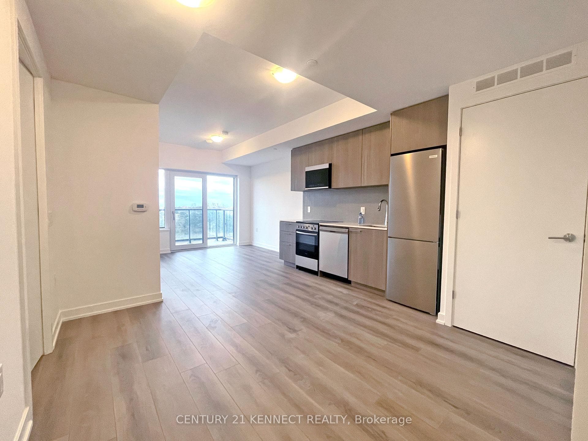 7439 Kingston Road Unit 510A photo 6