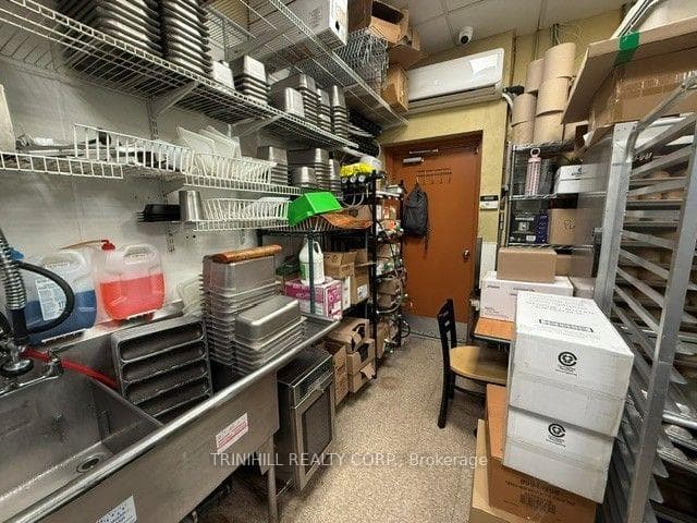 9661 JANE Street Unit 10 photo 8