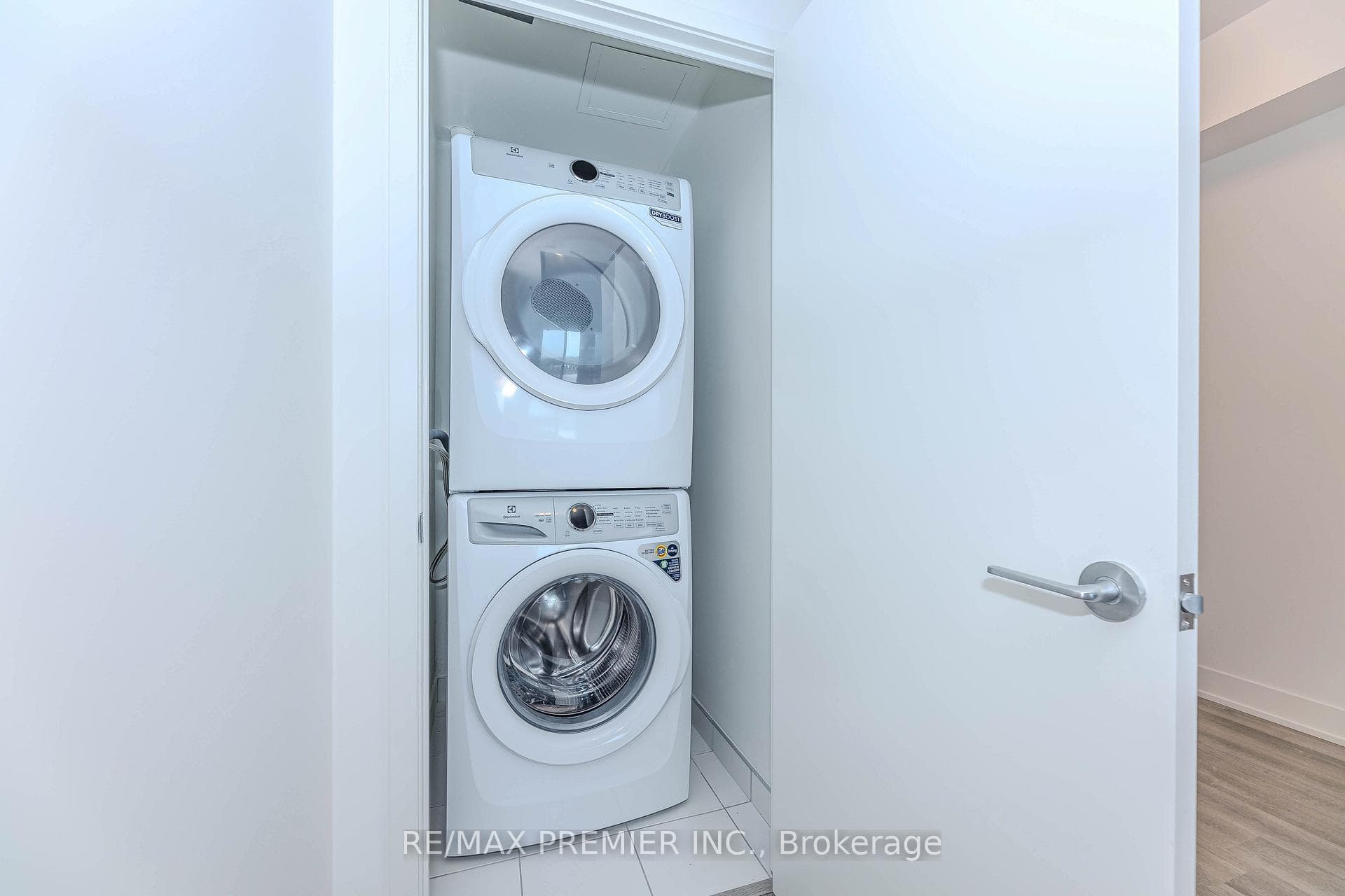 56 Andre De Grasse Street Unit 2111 photo 15