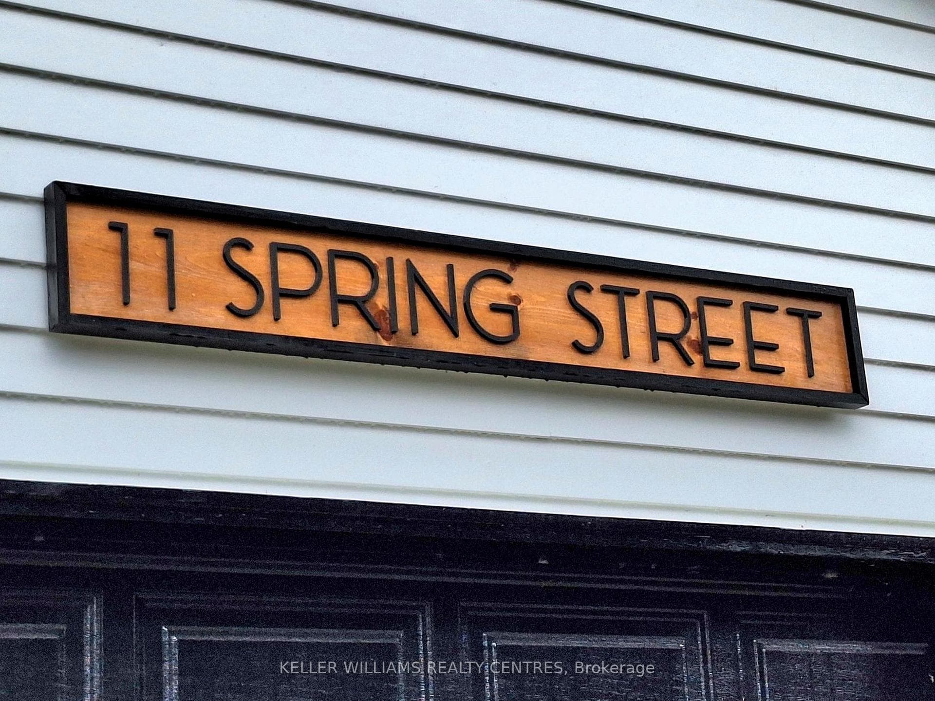 11 Spring Street photo 3