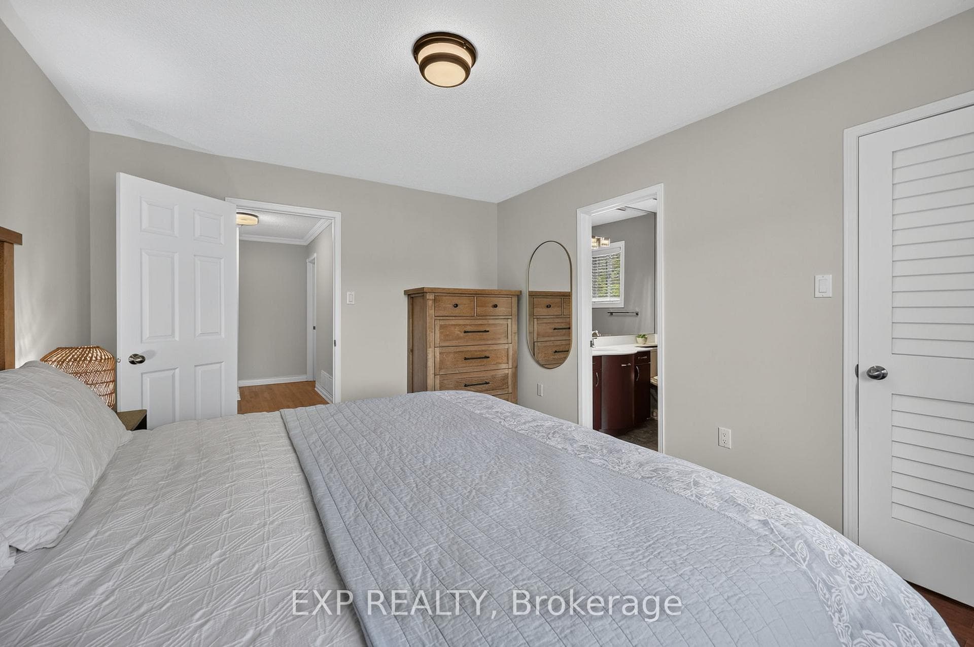 129 Golden Meadow Road photo 33