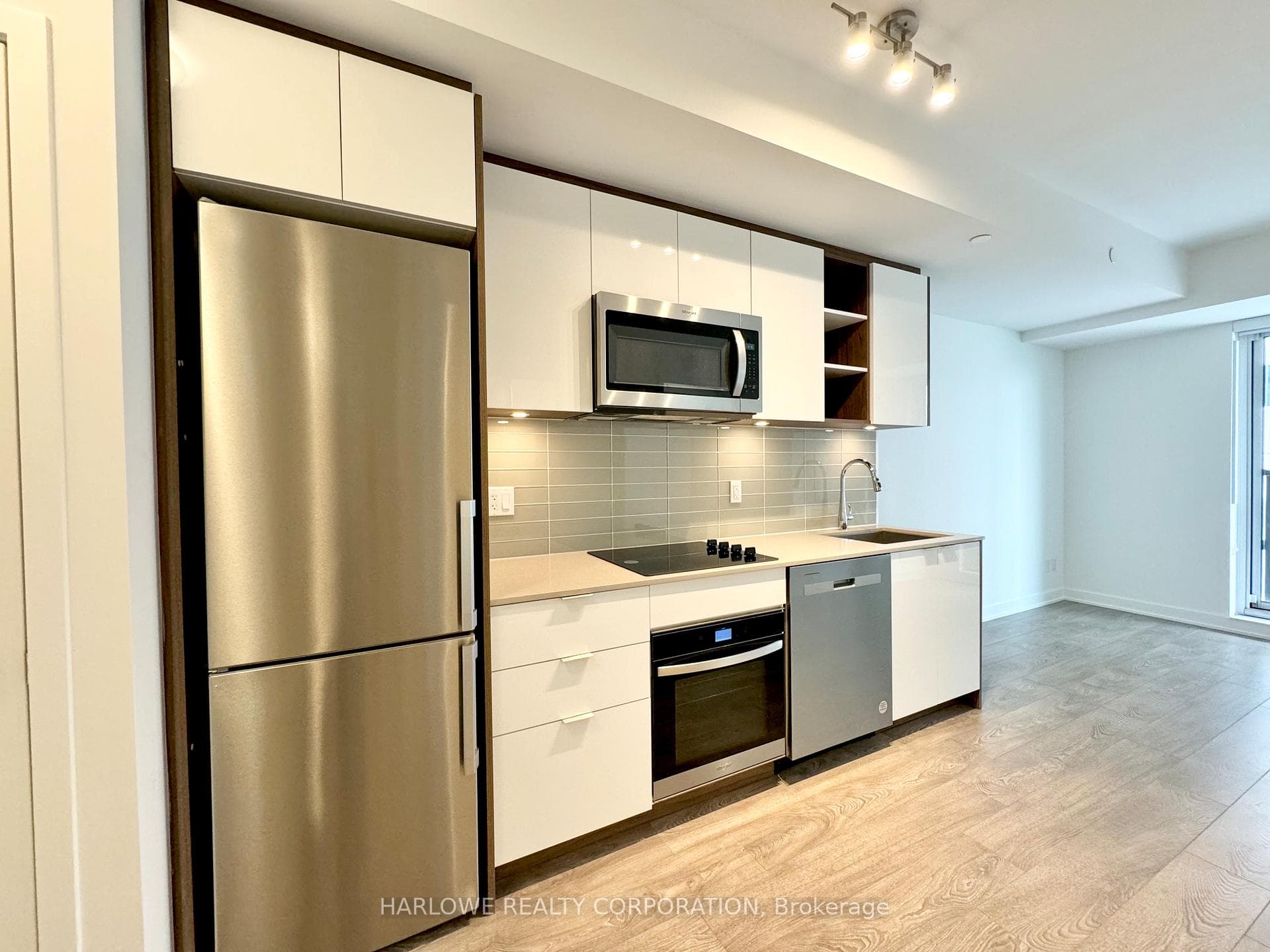 543 Richmond Street Unit 1031 photo 1