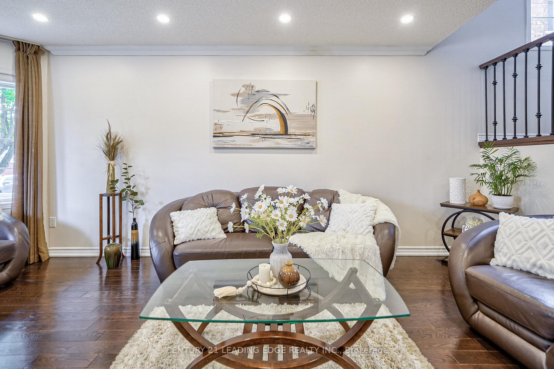 3263 Camberwell Drive photo 4