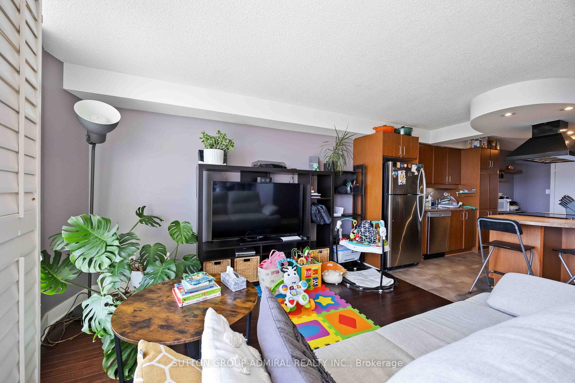 550 Queens Quay Unit 726 photo 12