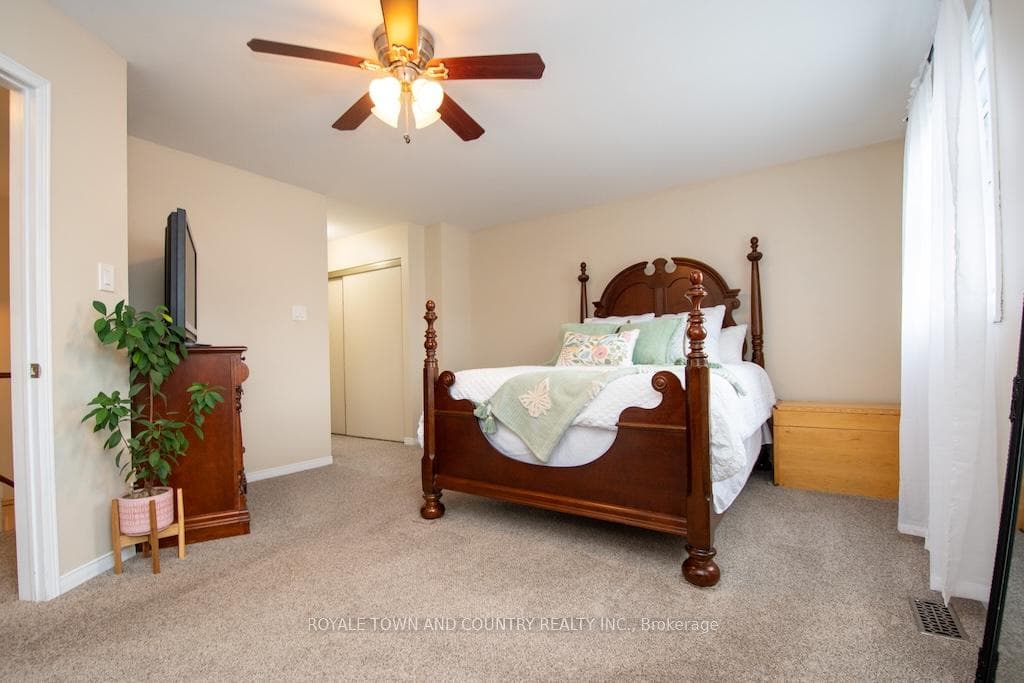 59 Bonnycastle Drive photo 16
