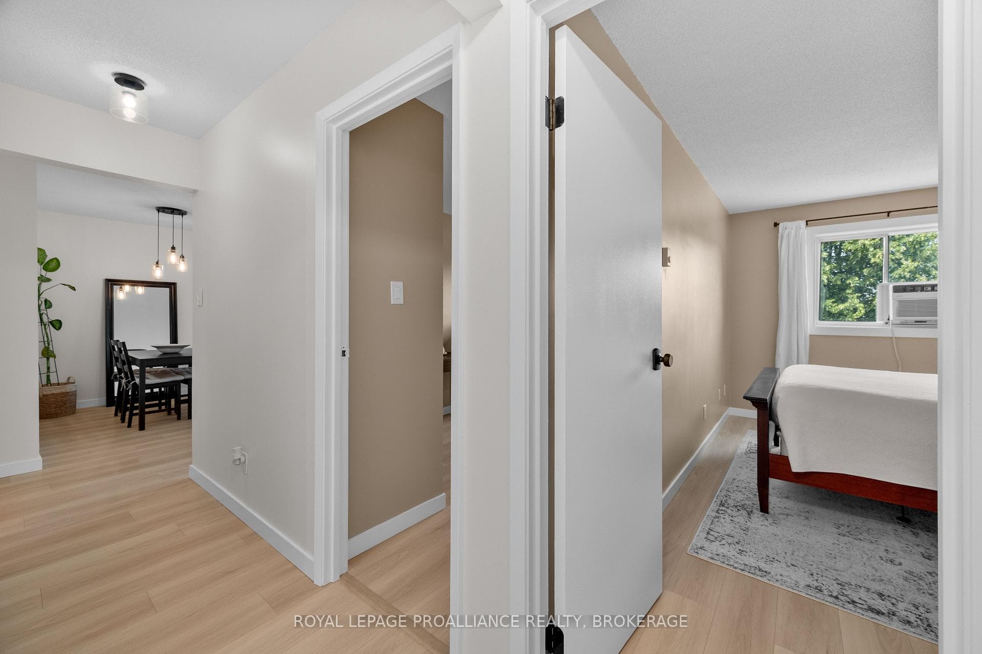 573 Armstrong Road Unit 314 photo 19