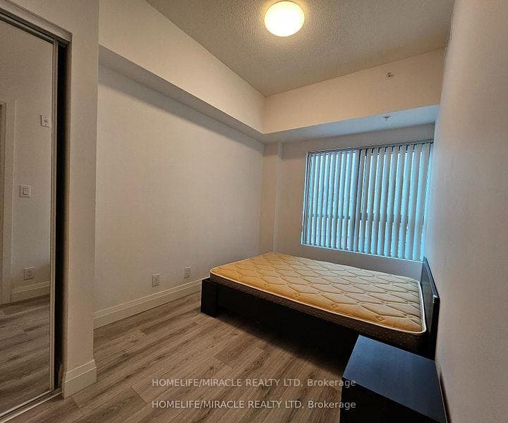 652 Princess Street Unit 420 photo 23