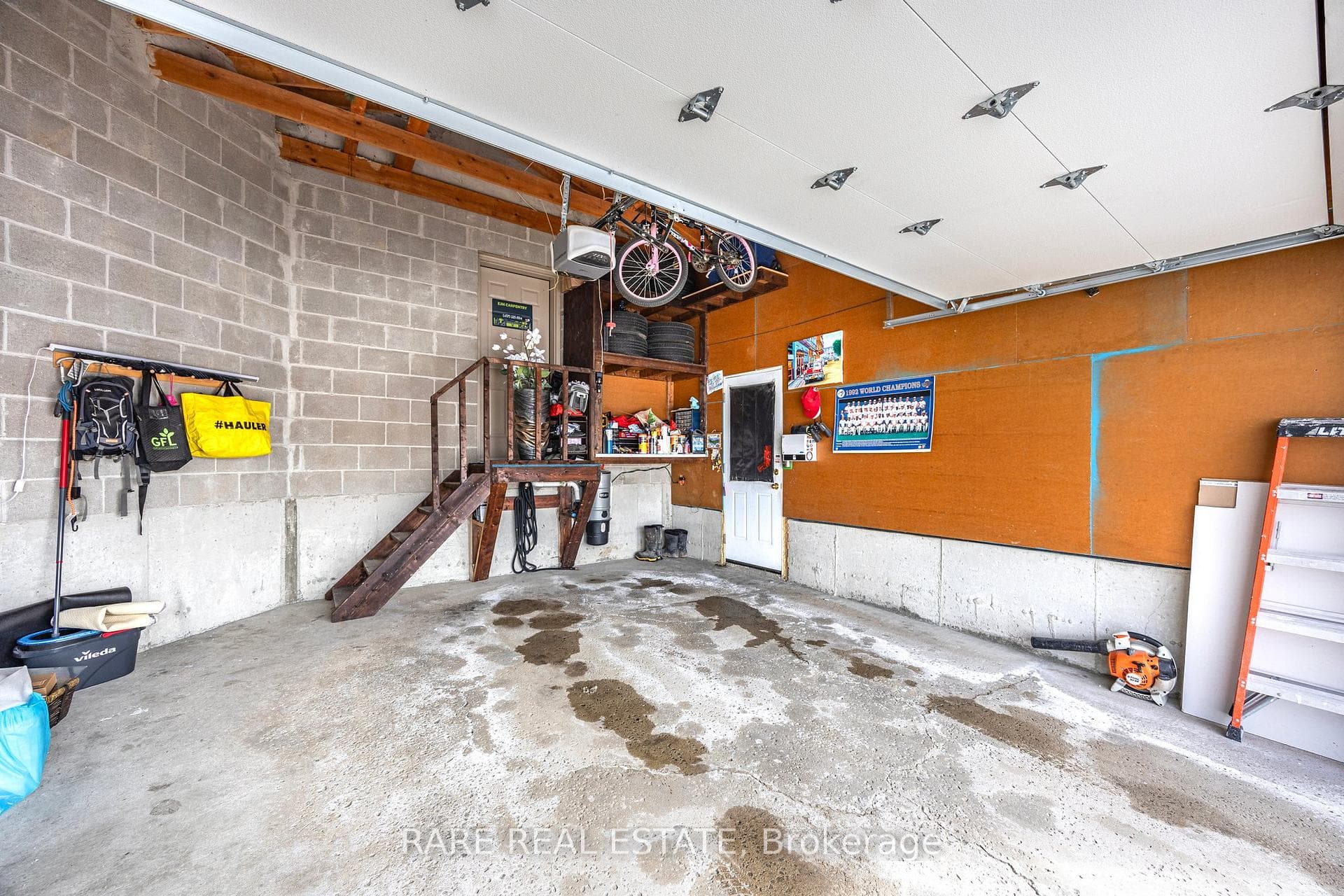 196 Hurst Drive photo 36