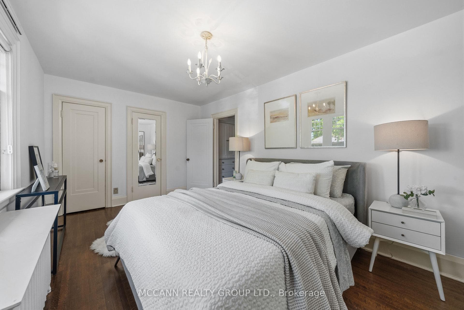 111 Chudleigh Avenue photo 18