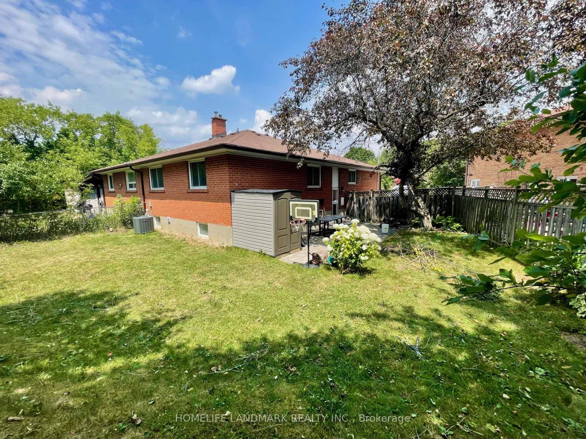 23 Beethoven Court photo 2