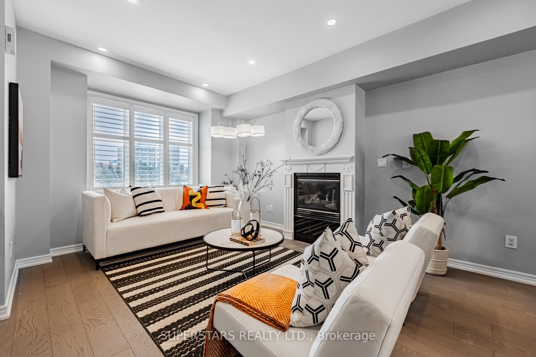 74 Pond Drive photo 3