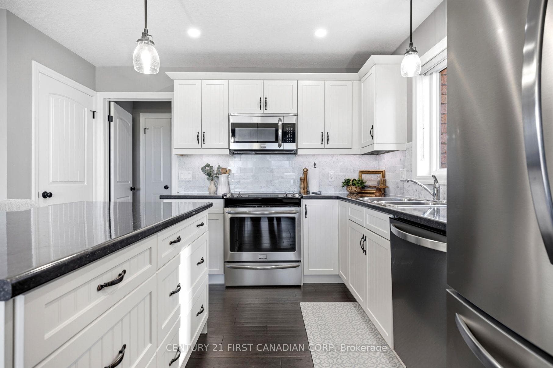 182 Gilmour Drive photo 8