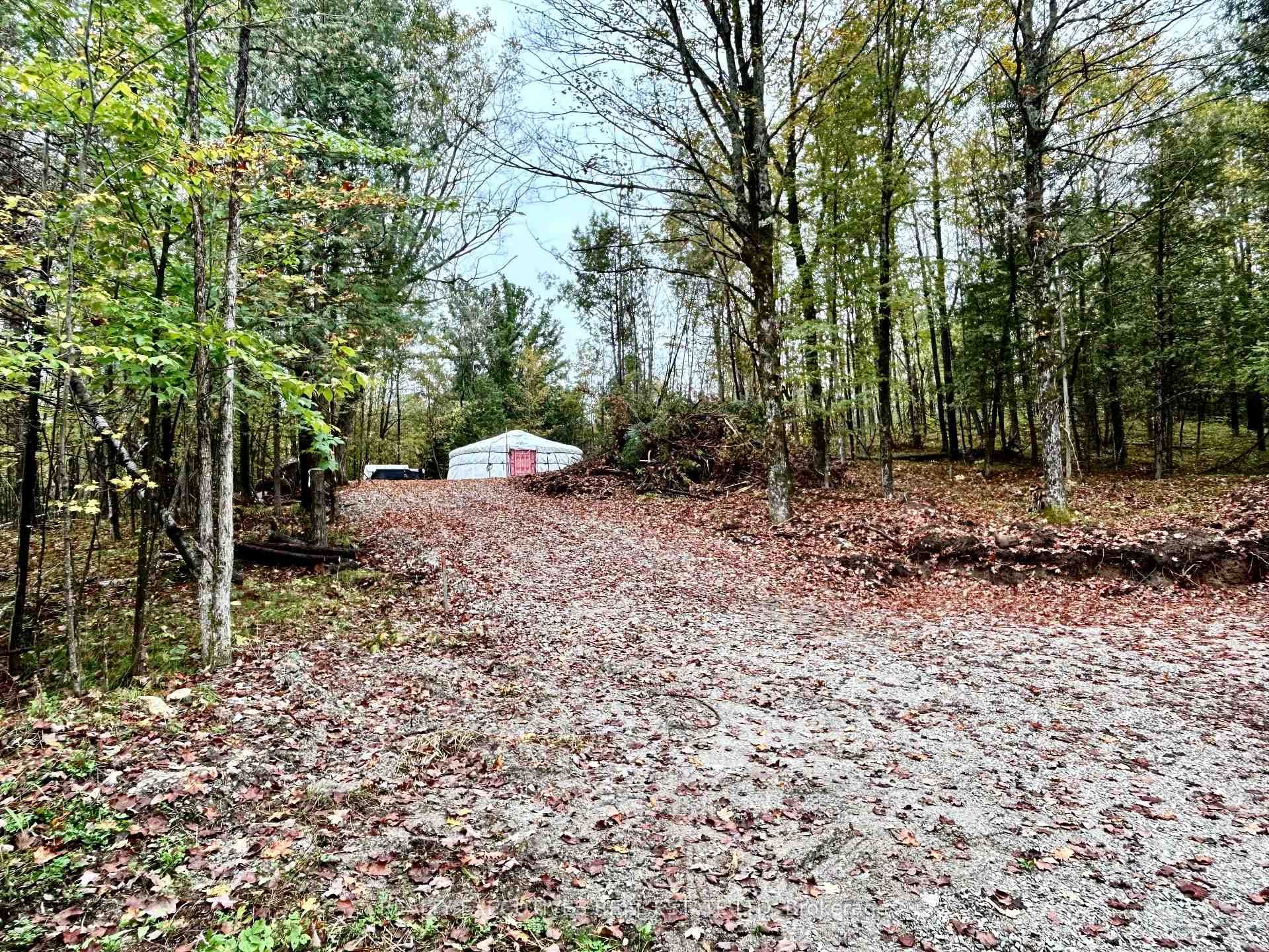 1825 Bennett Lake Road photo 4