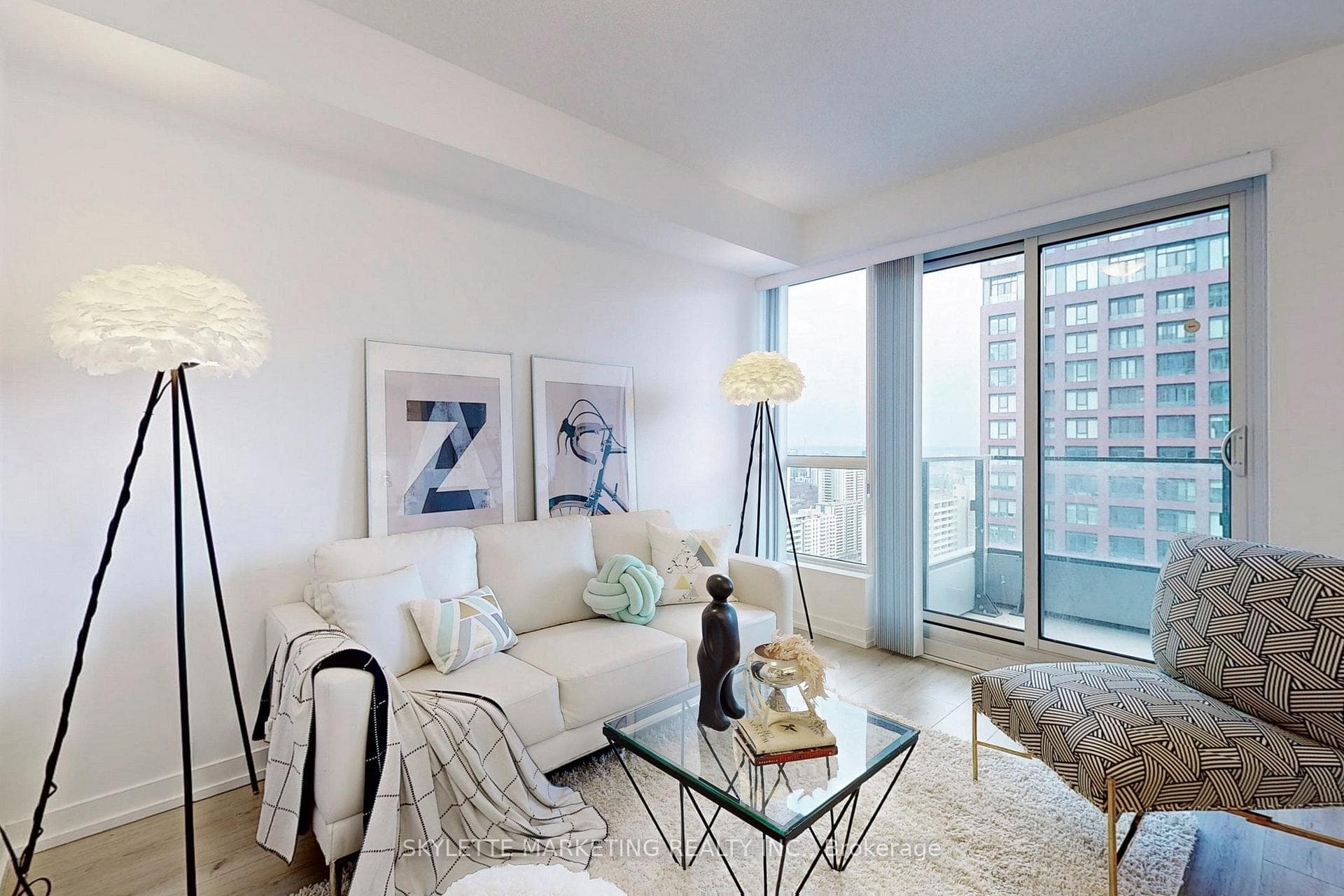 395 Bloor Street Unit 3201 photo 12