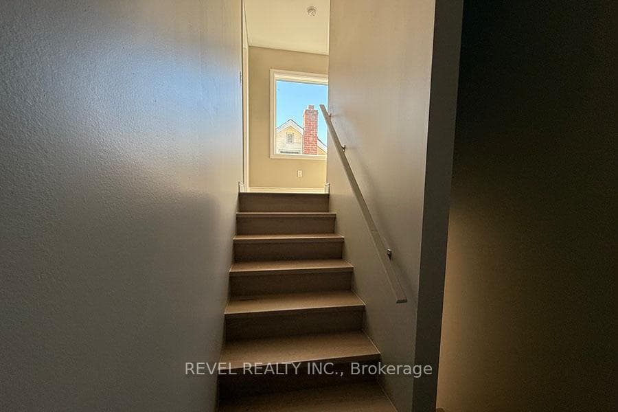 9 Crosier Street photo 7