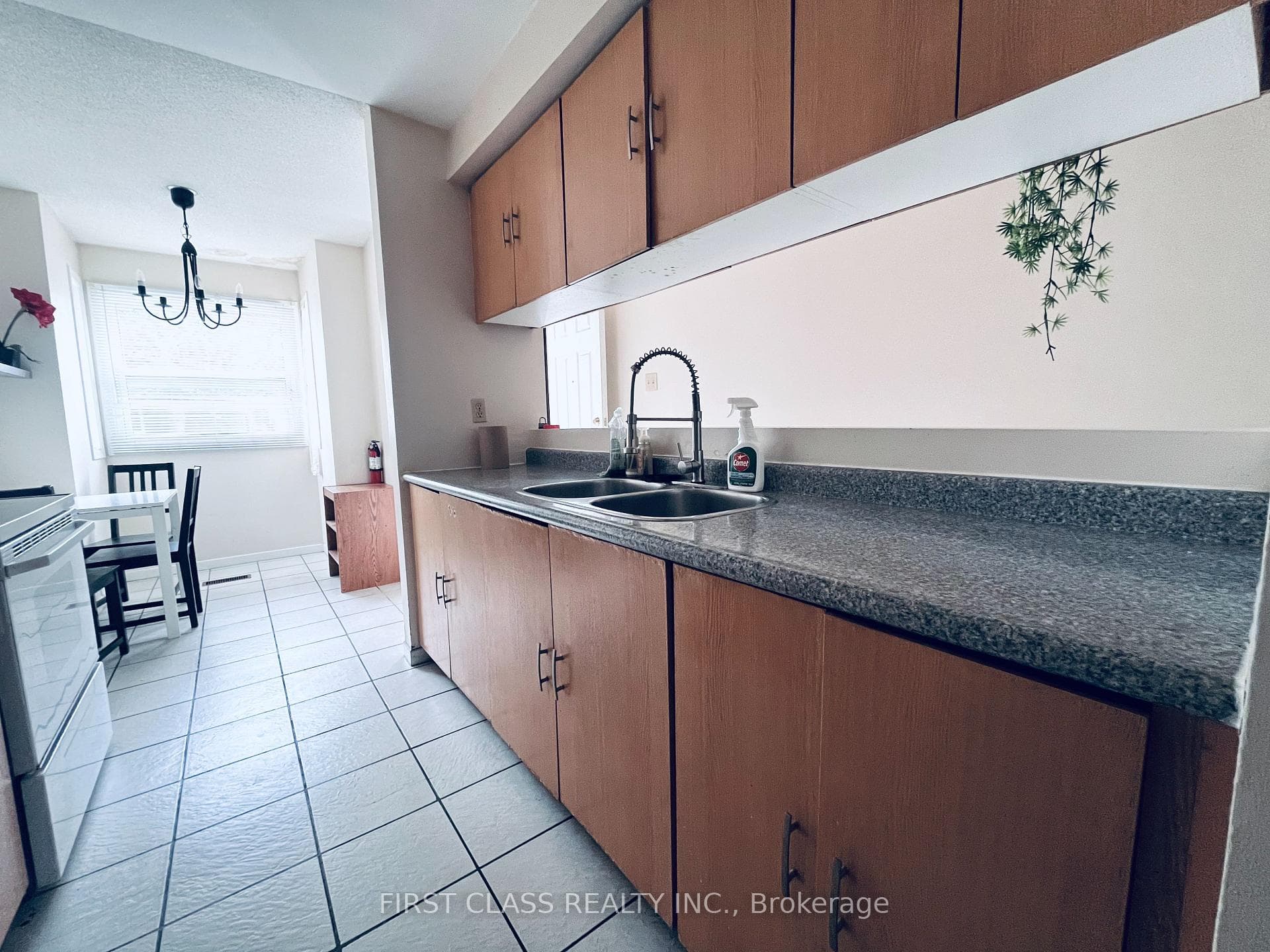 53 Spring Forest Square photo 4
