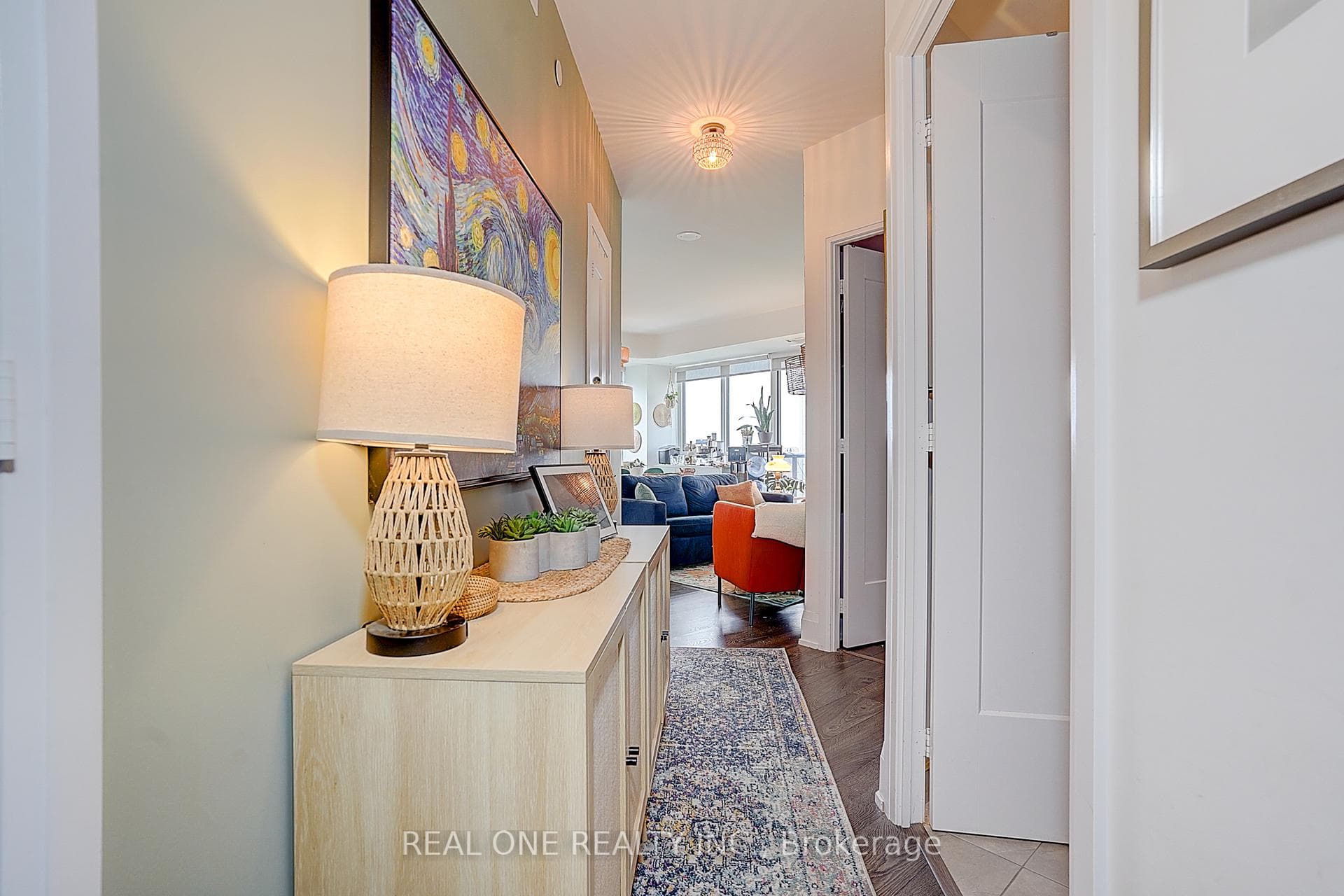 101 Erskine Avenue Unit 0915 photo 13