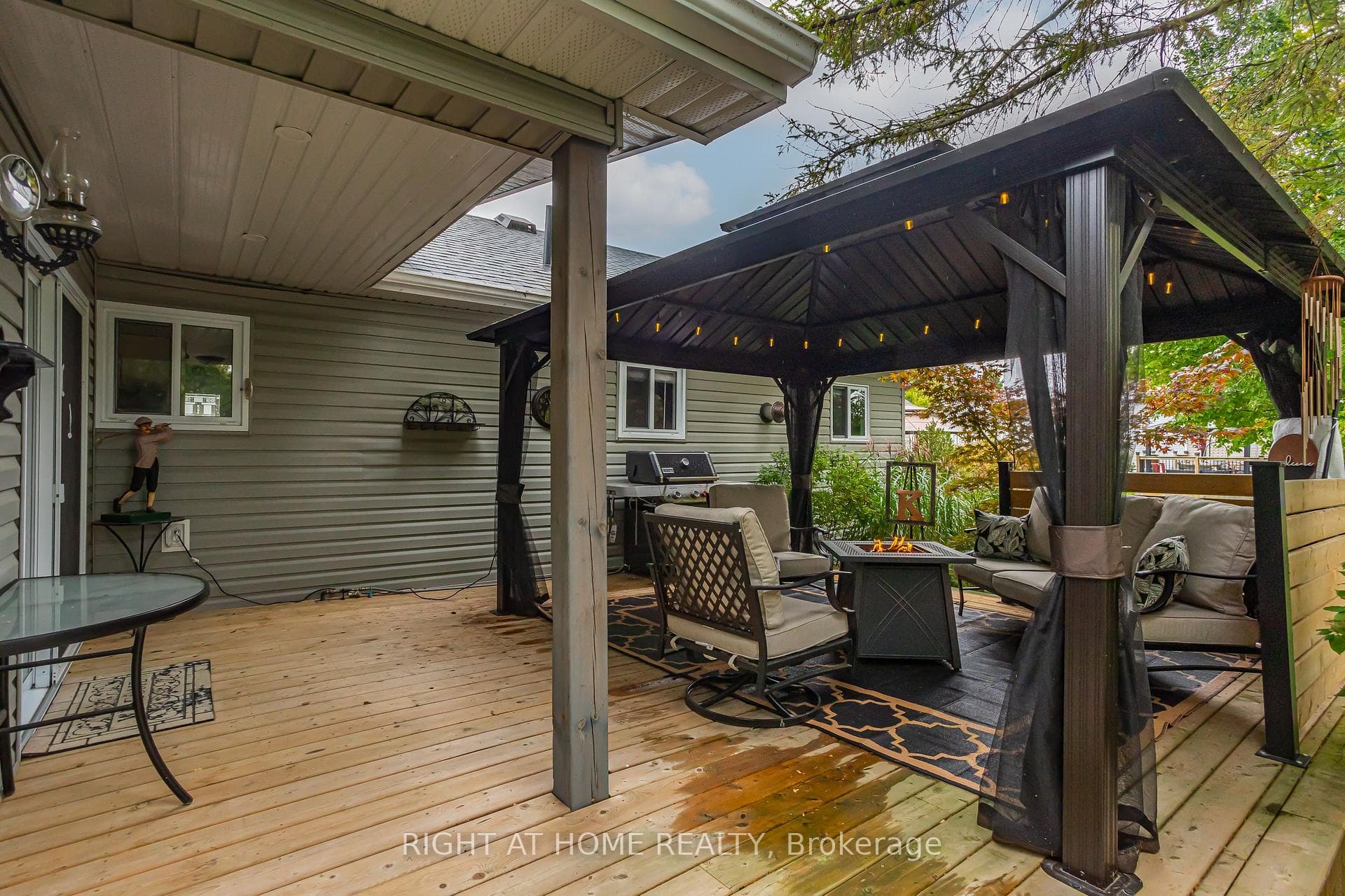 162 Mississauga Place photo 29
