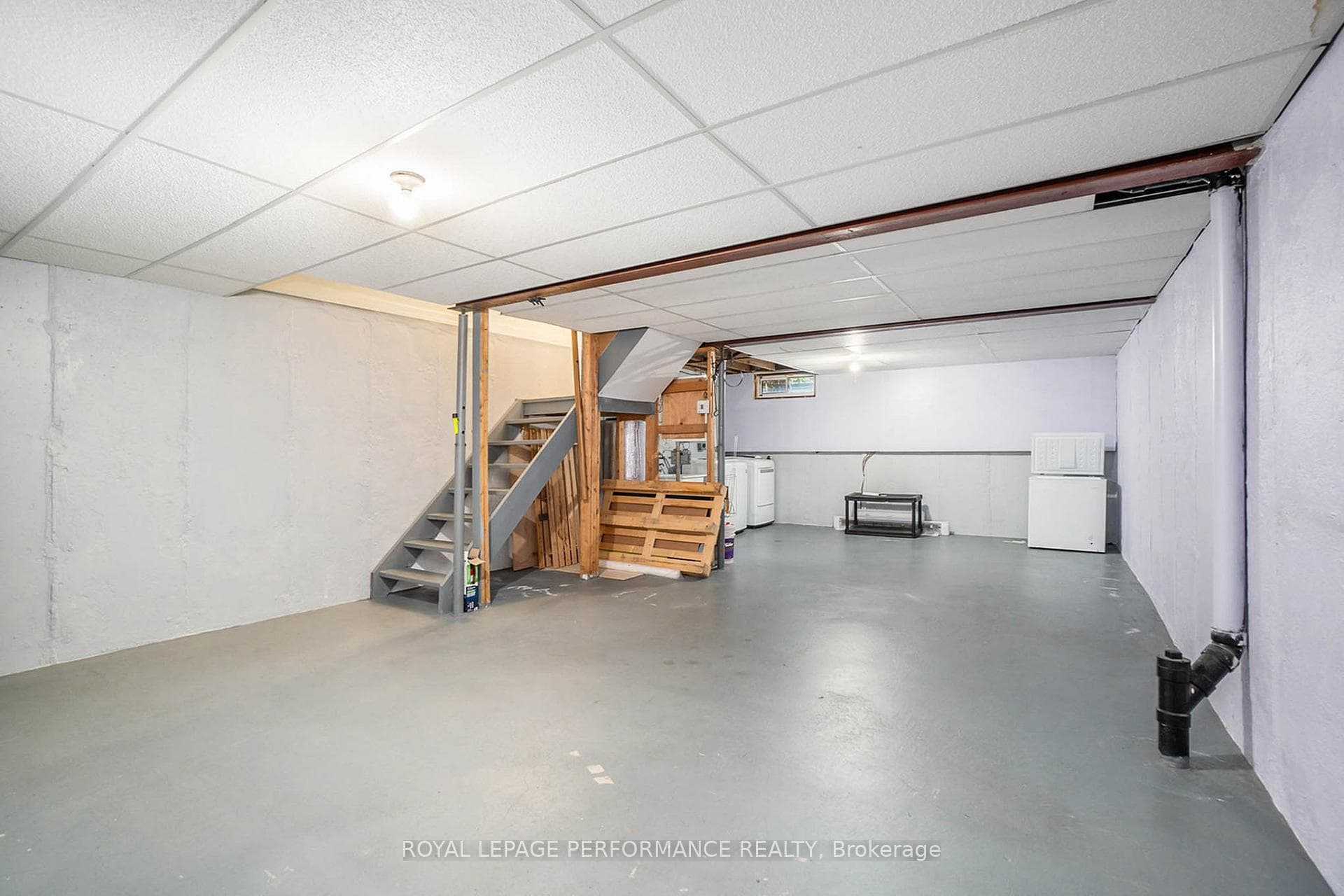 1334 Marigold Crescent photo 20