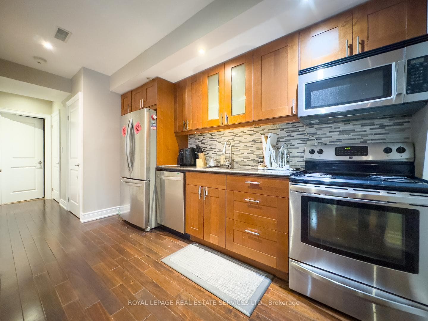 Modern kitchen