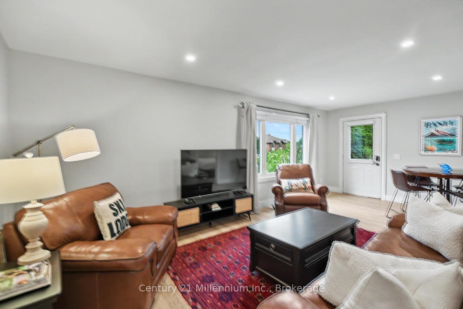 316 Hume Street photo 13
