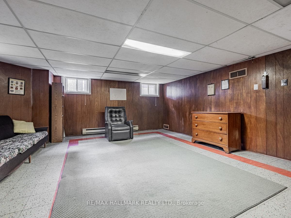 46 Dunblaine Avenue photo 26