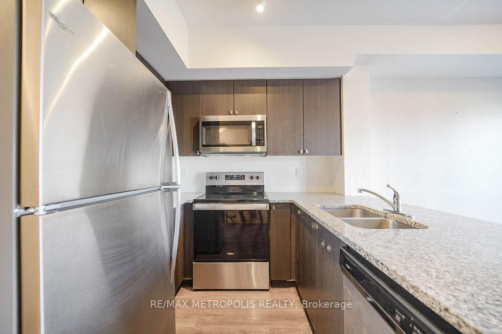 8835 Sheppard Avenue Unit 319 photo 18