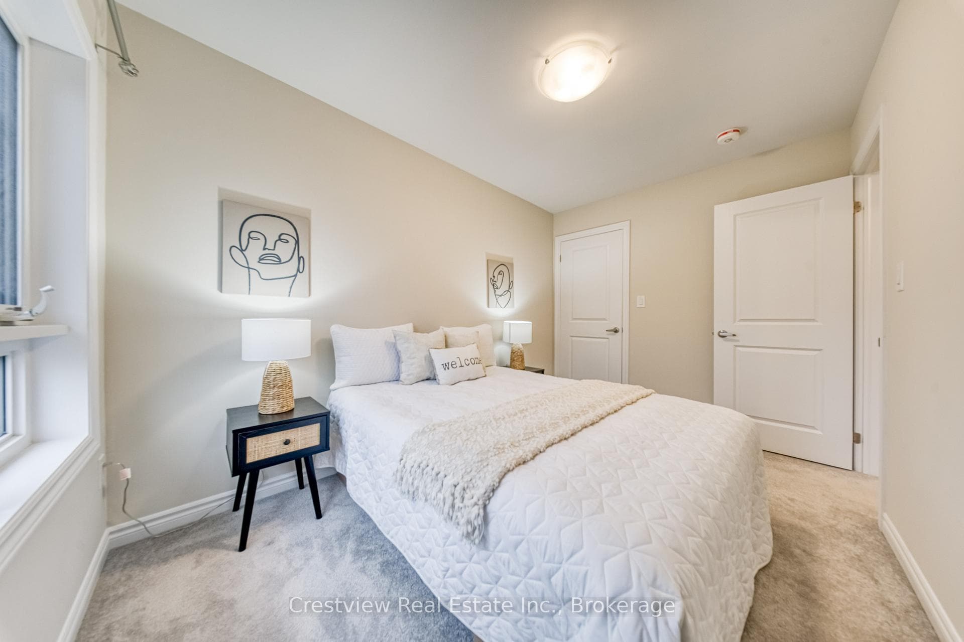81 Massachusetts Lane photo 20