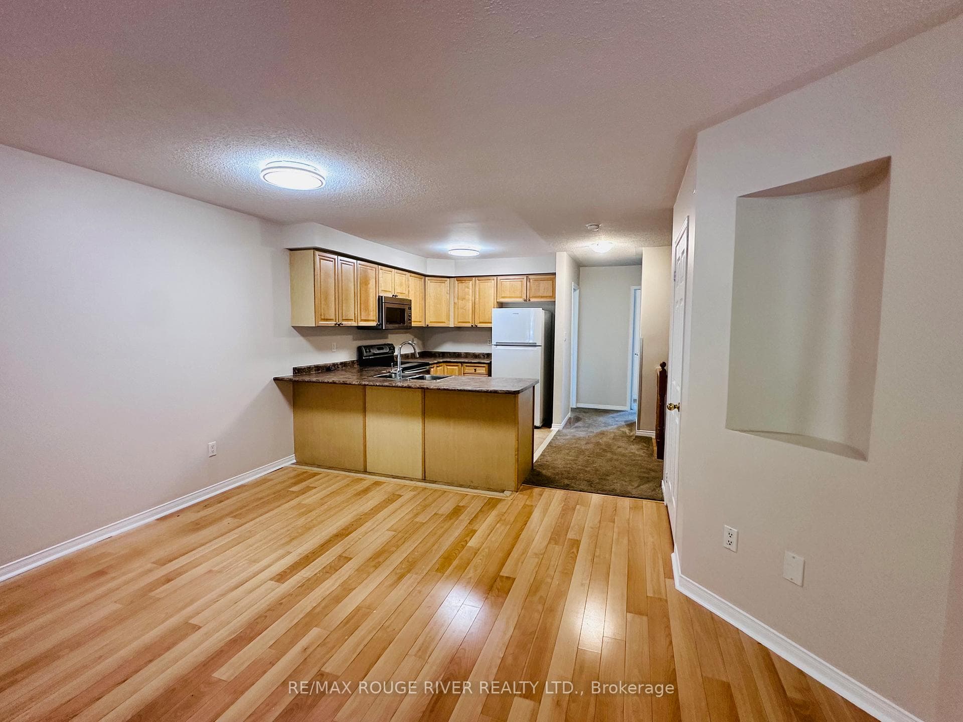 37 Burwell Street photo 5