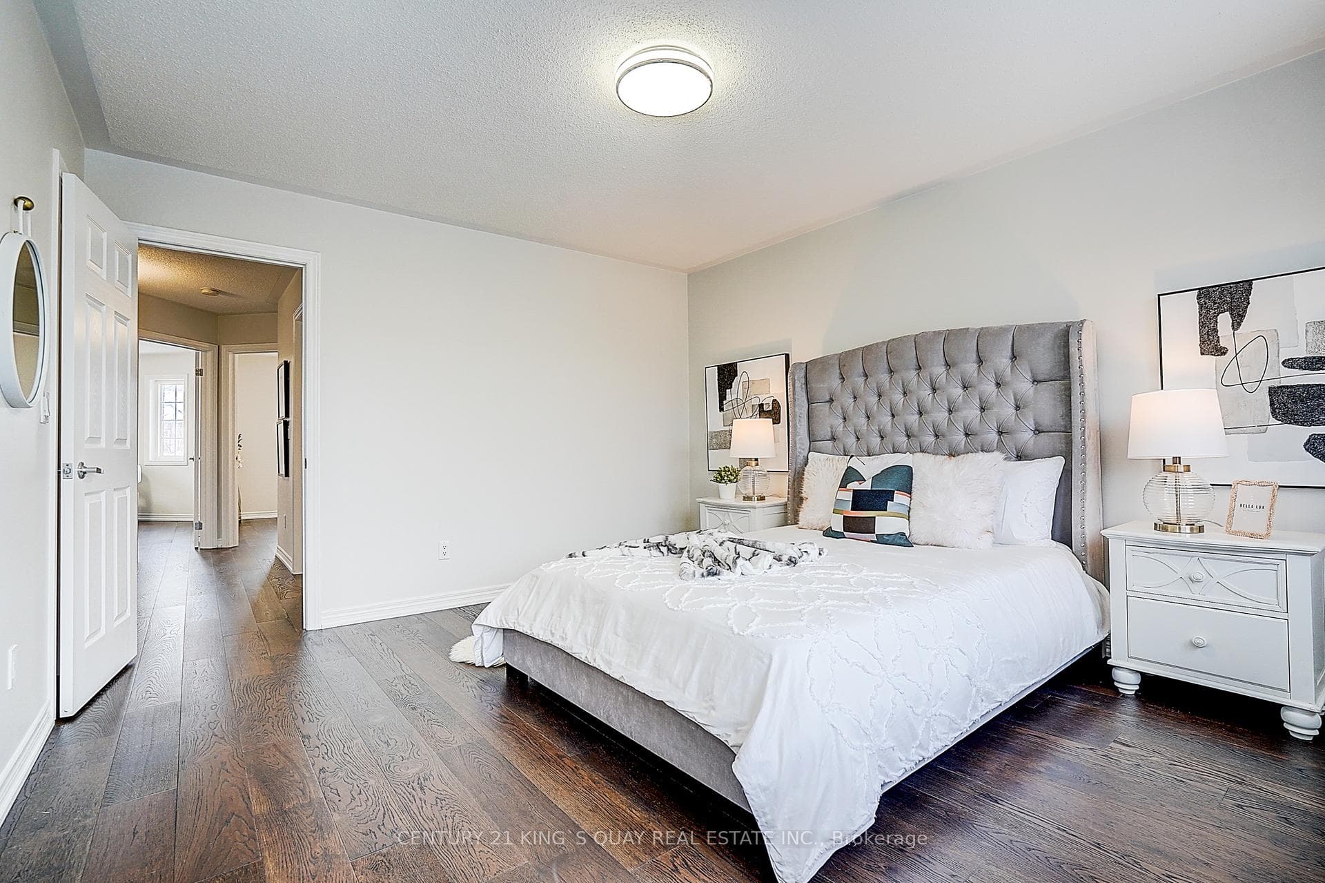Primary BR/Wood flooring/Big windows/5pc ensuite