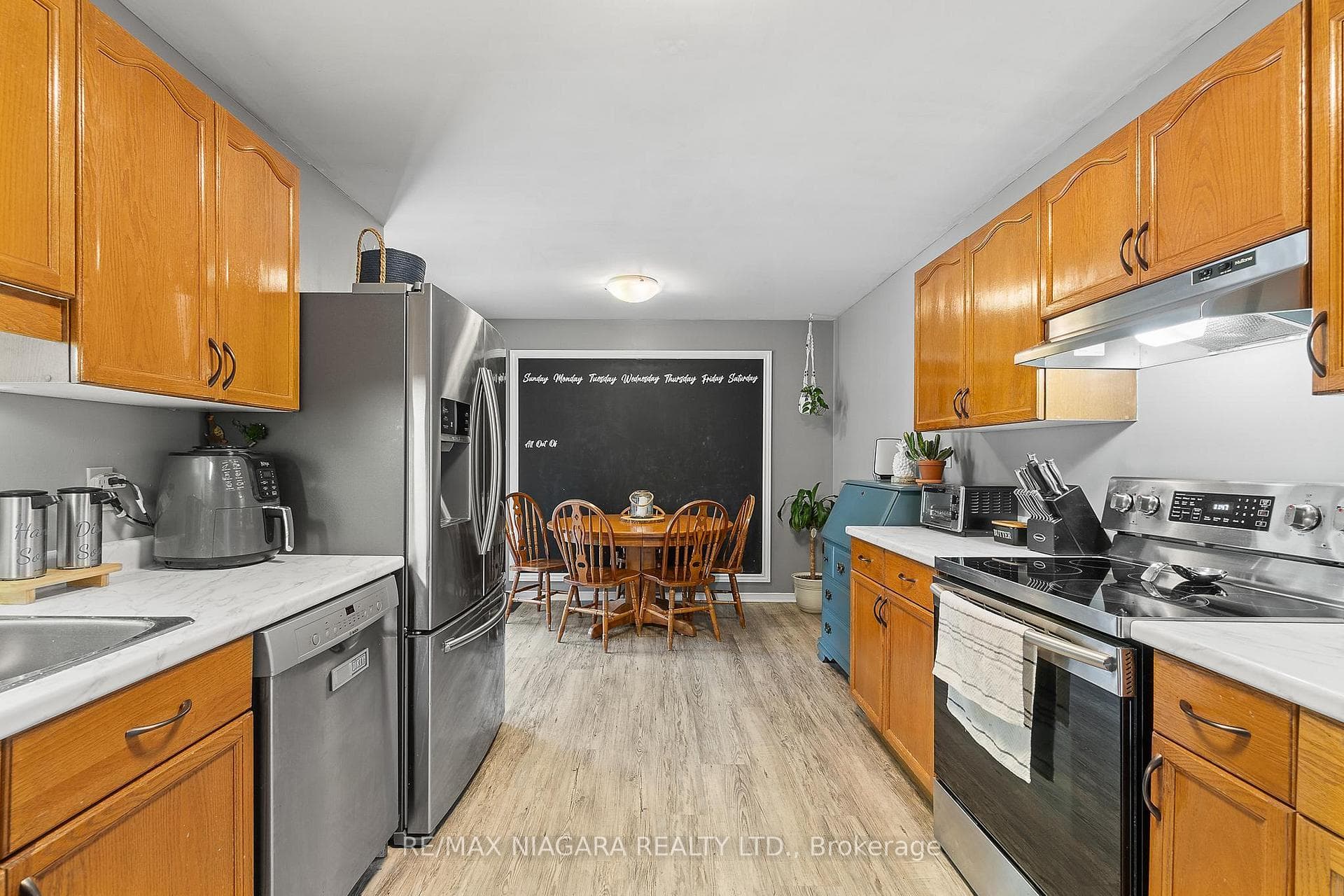 3710 Sussex Lane photo 8