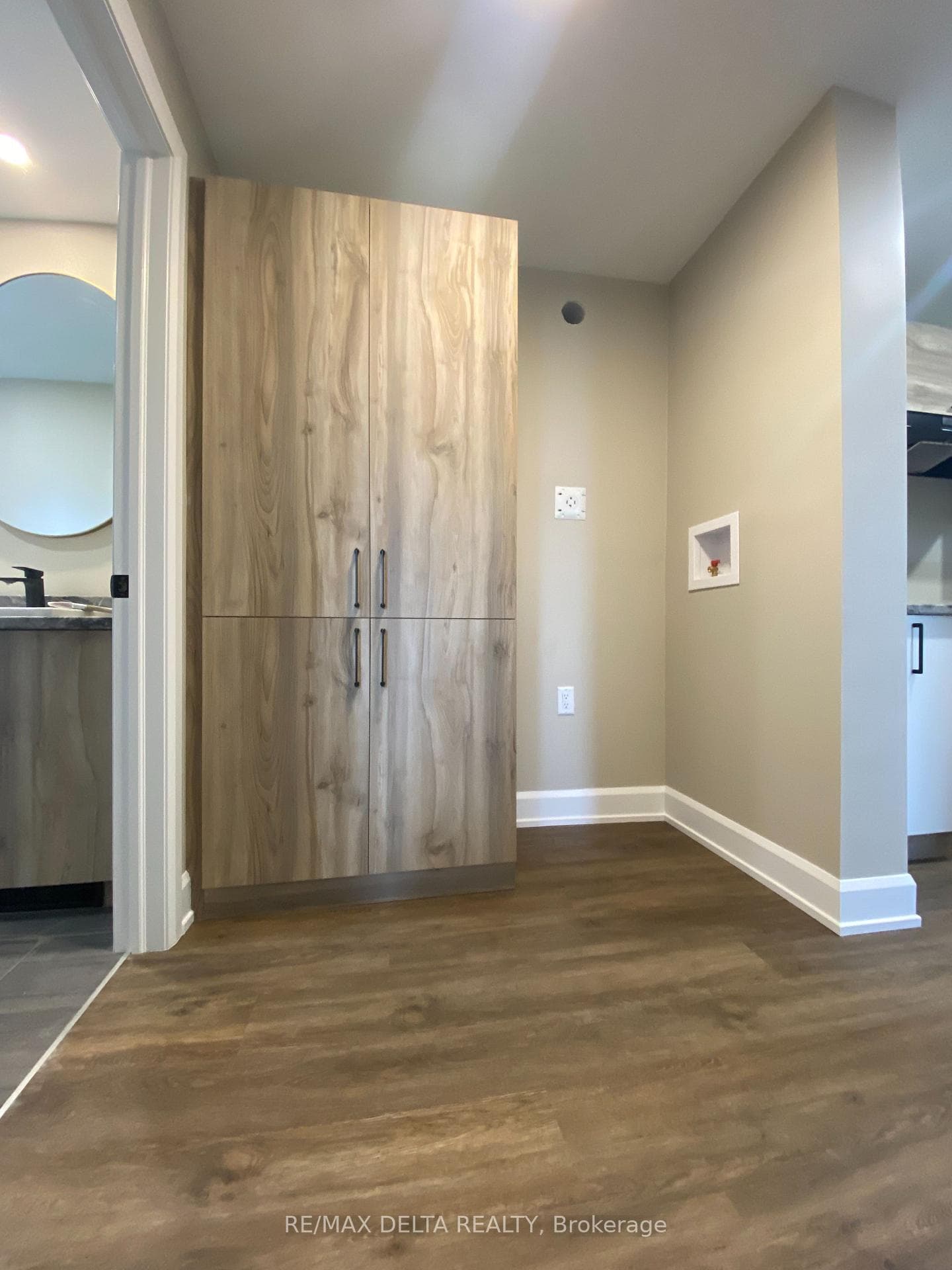 2ND Floor unit