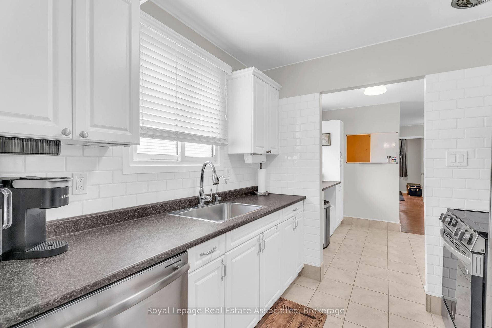76 Keats Drive photo 12