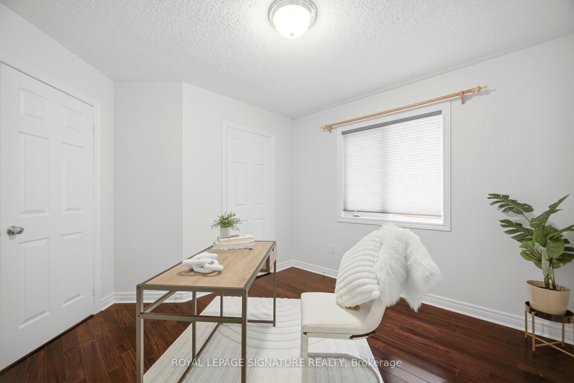 901 Knotty Pine Grove photo 35