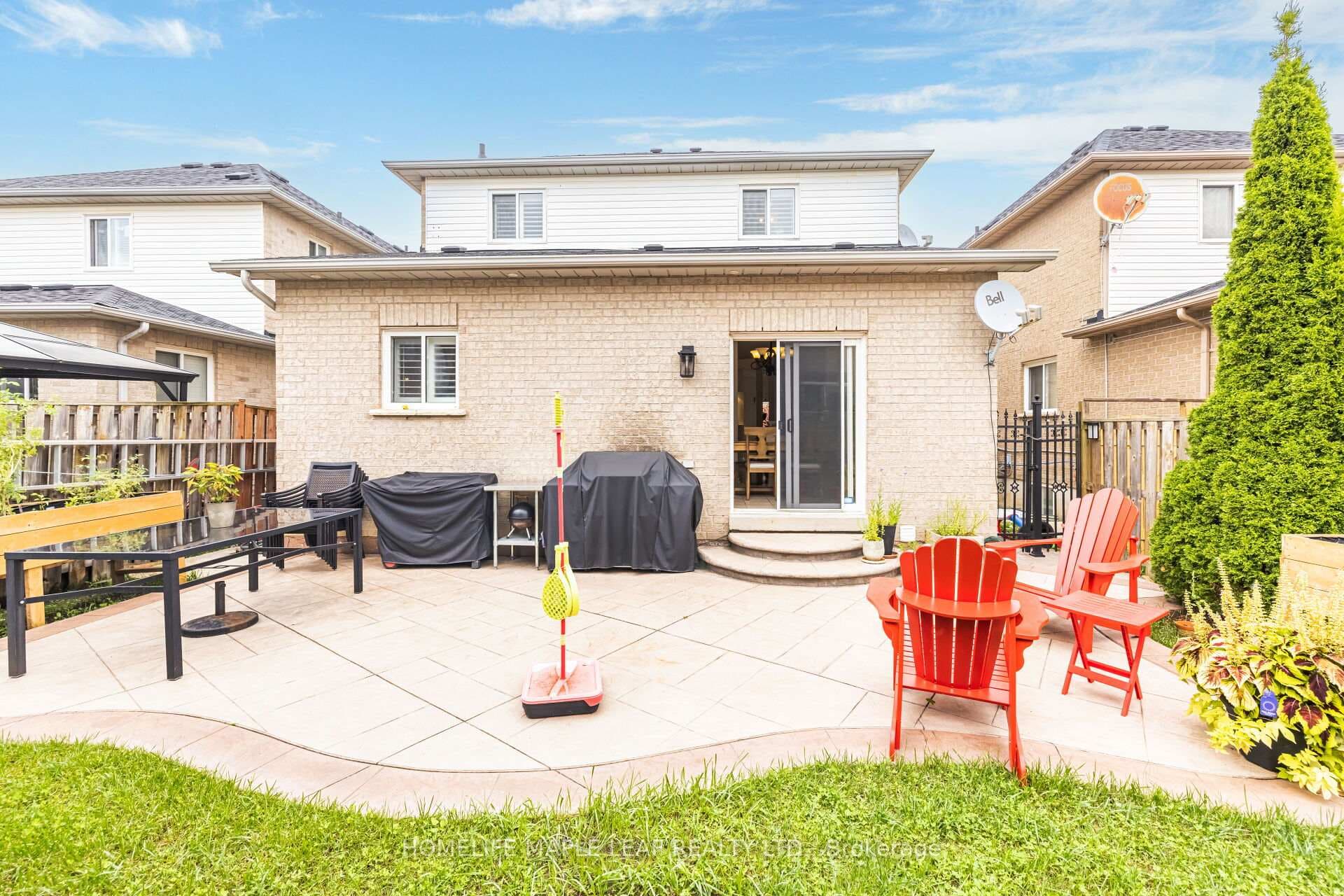 62 Fallstar Crescent photo 39