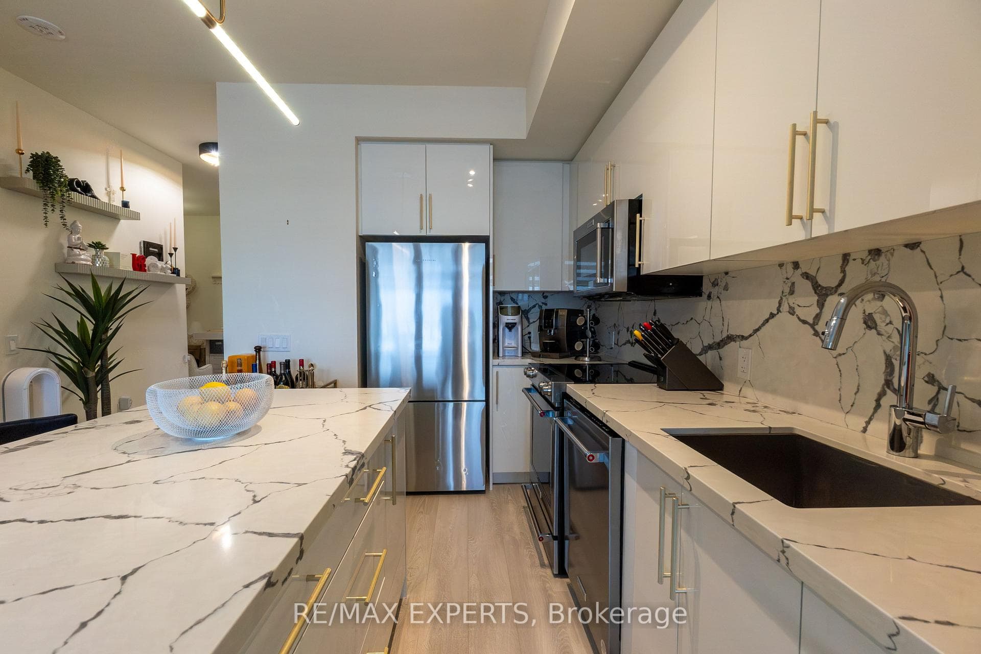 9000 Jane Street Unit 1822 photo 5