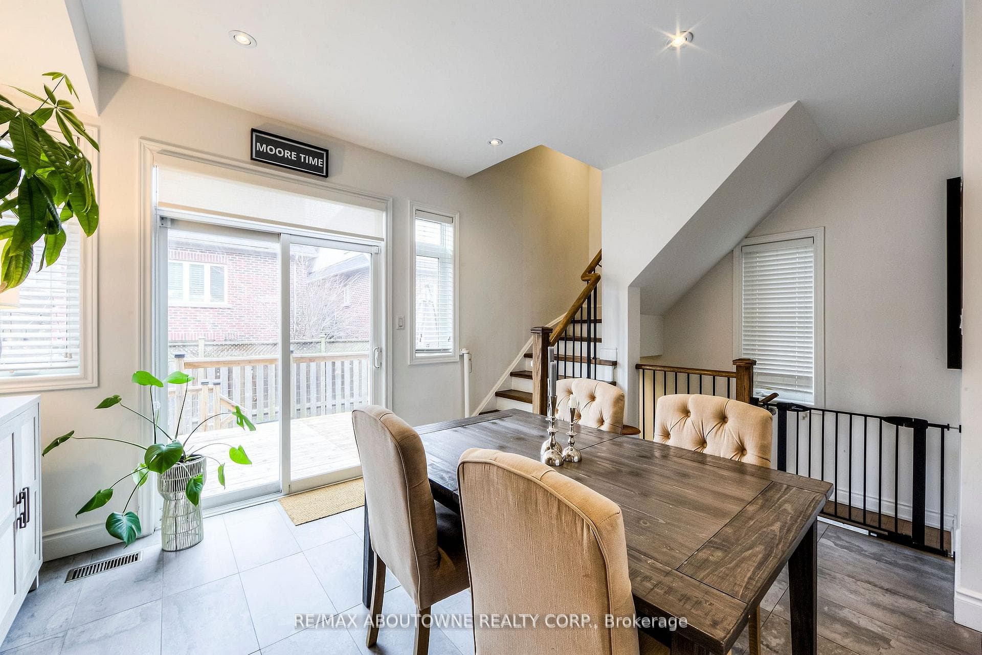 321 Dalesford Road photo 17