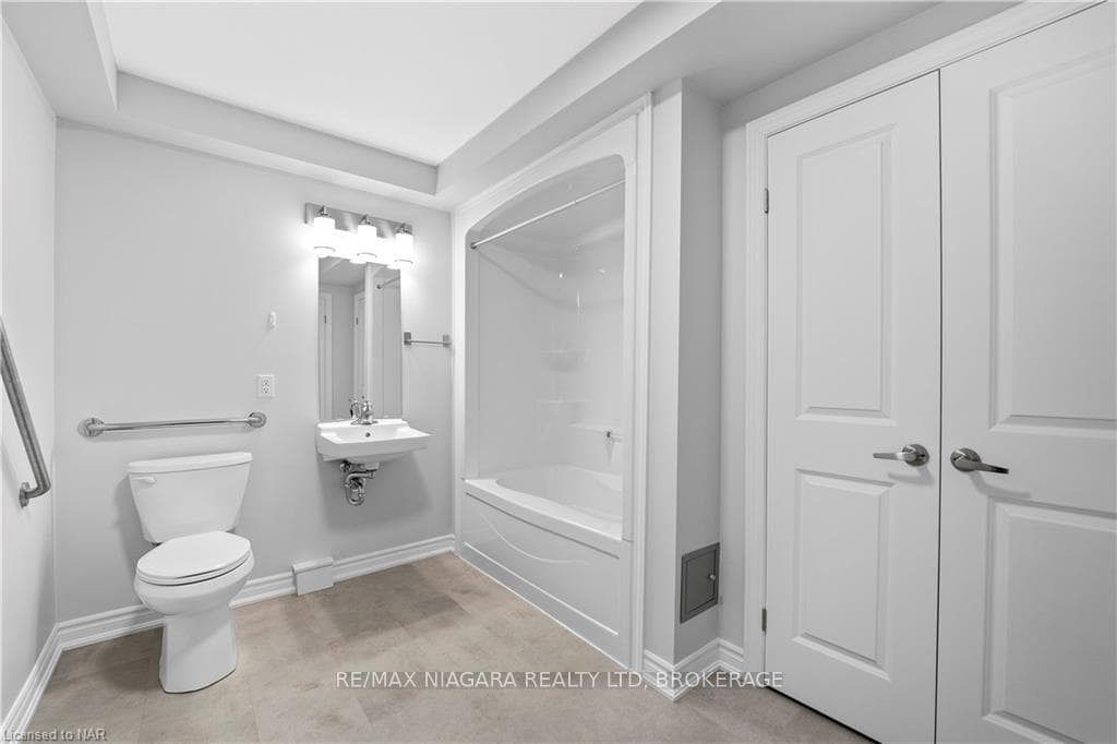 63 VINE Street Unit 103 photo 5