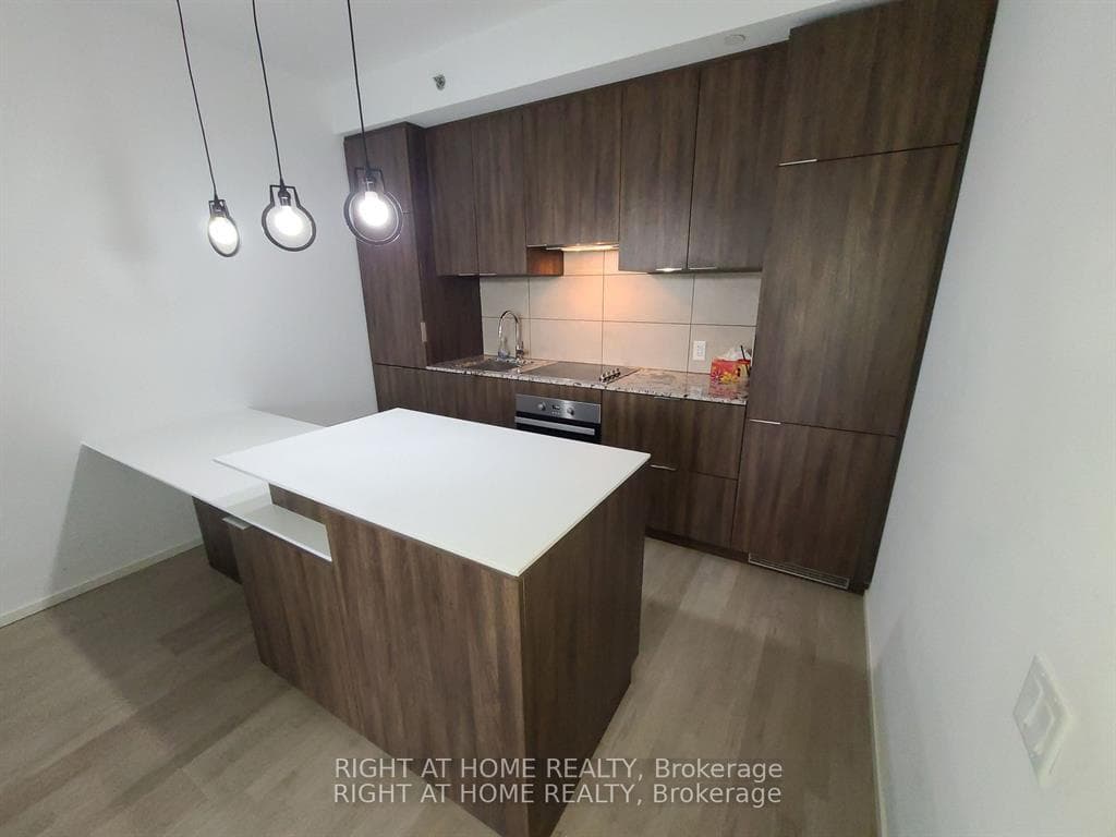 5 St Joseph Street Unit 2106 photo 3
