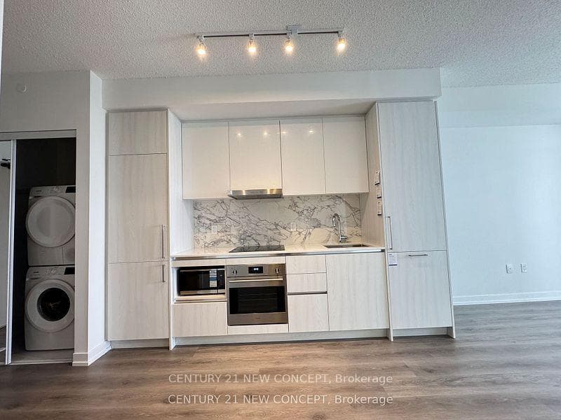 225 Commerce Street Unit 4105 photo 17