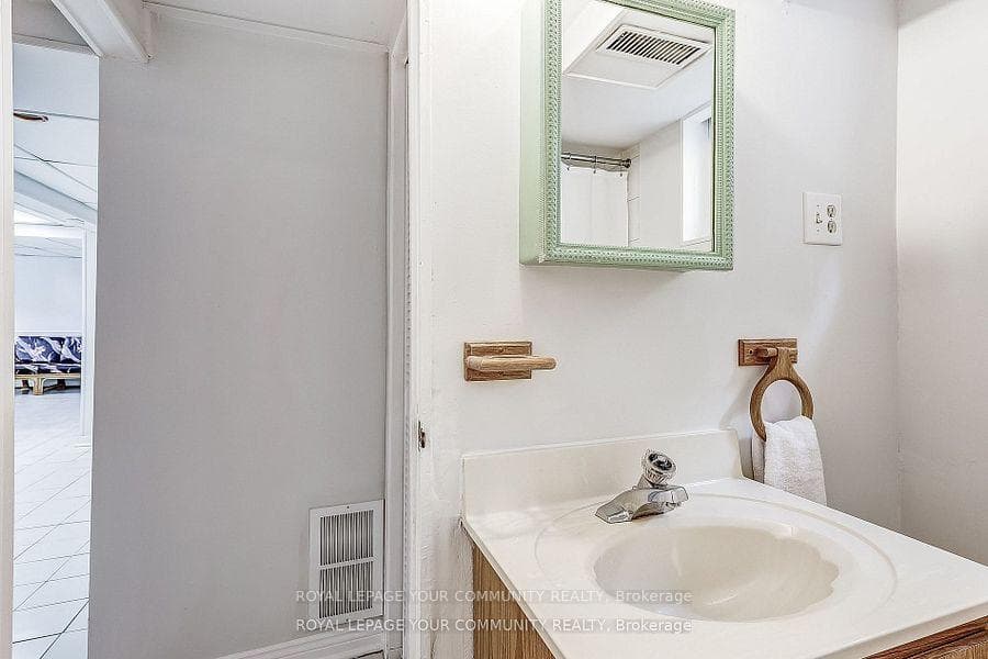 59 Chartwell Road photo 29