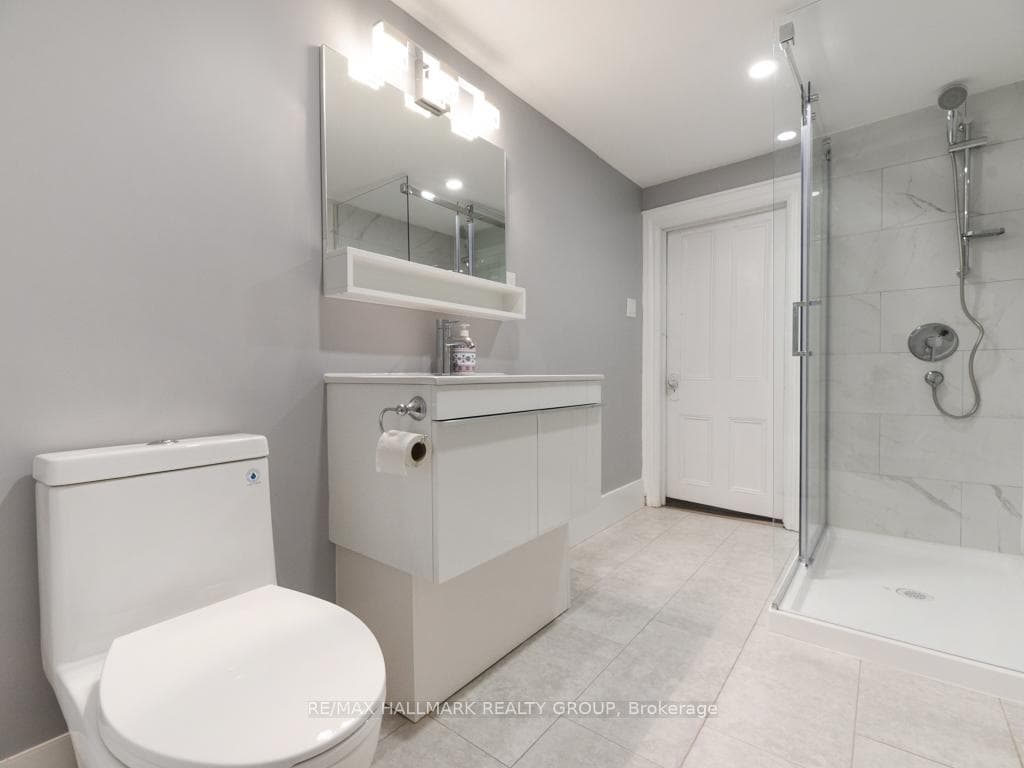 419 BESSERER Street photo 13