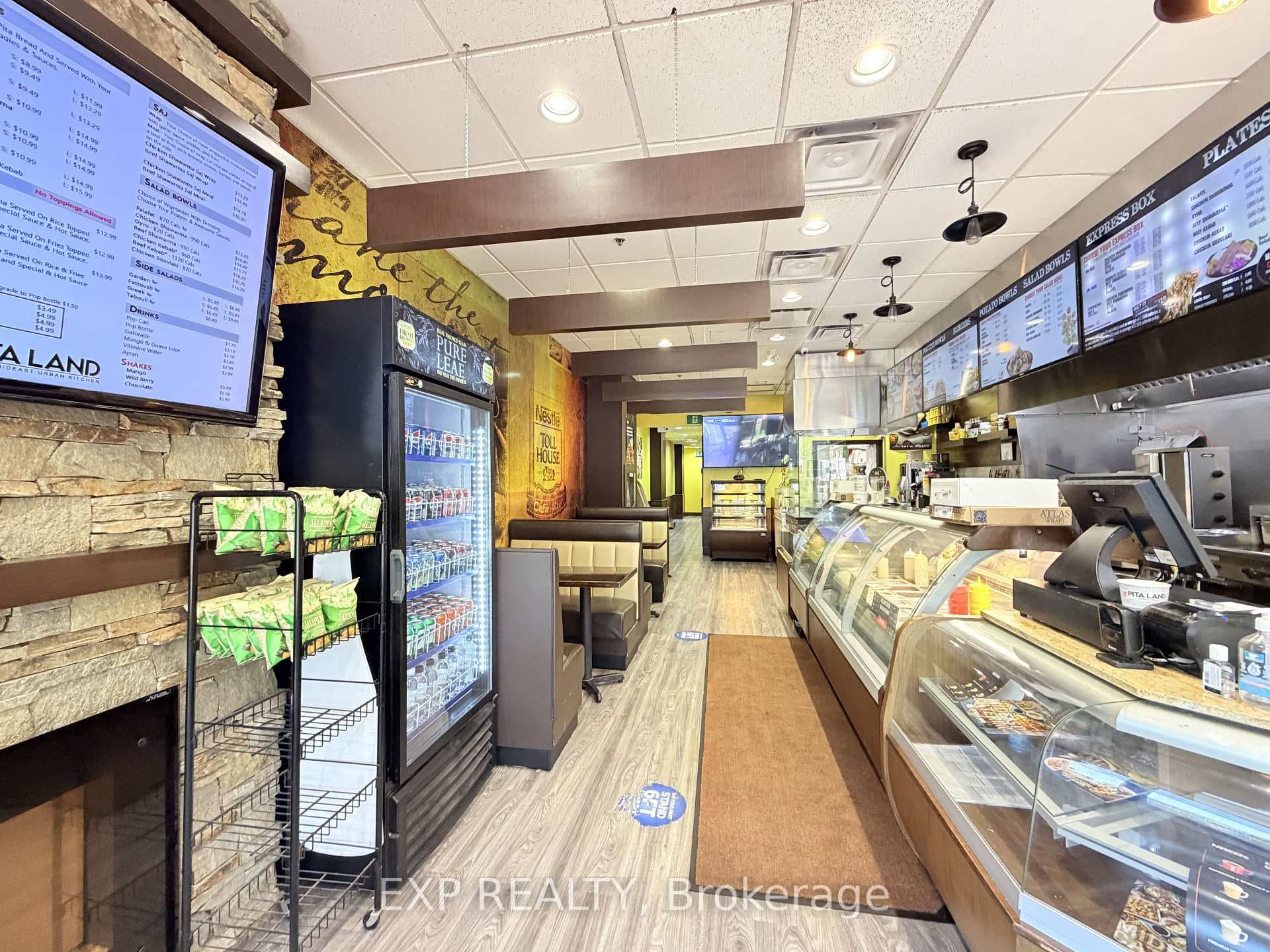 720 Spadina Avenue photo 13