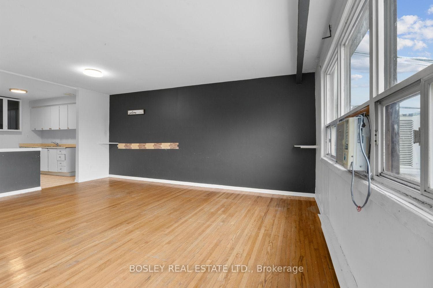 3524 Bathurst Street photo 31