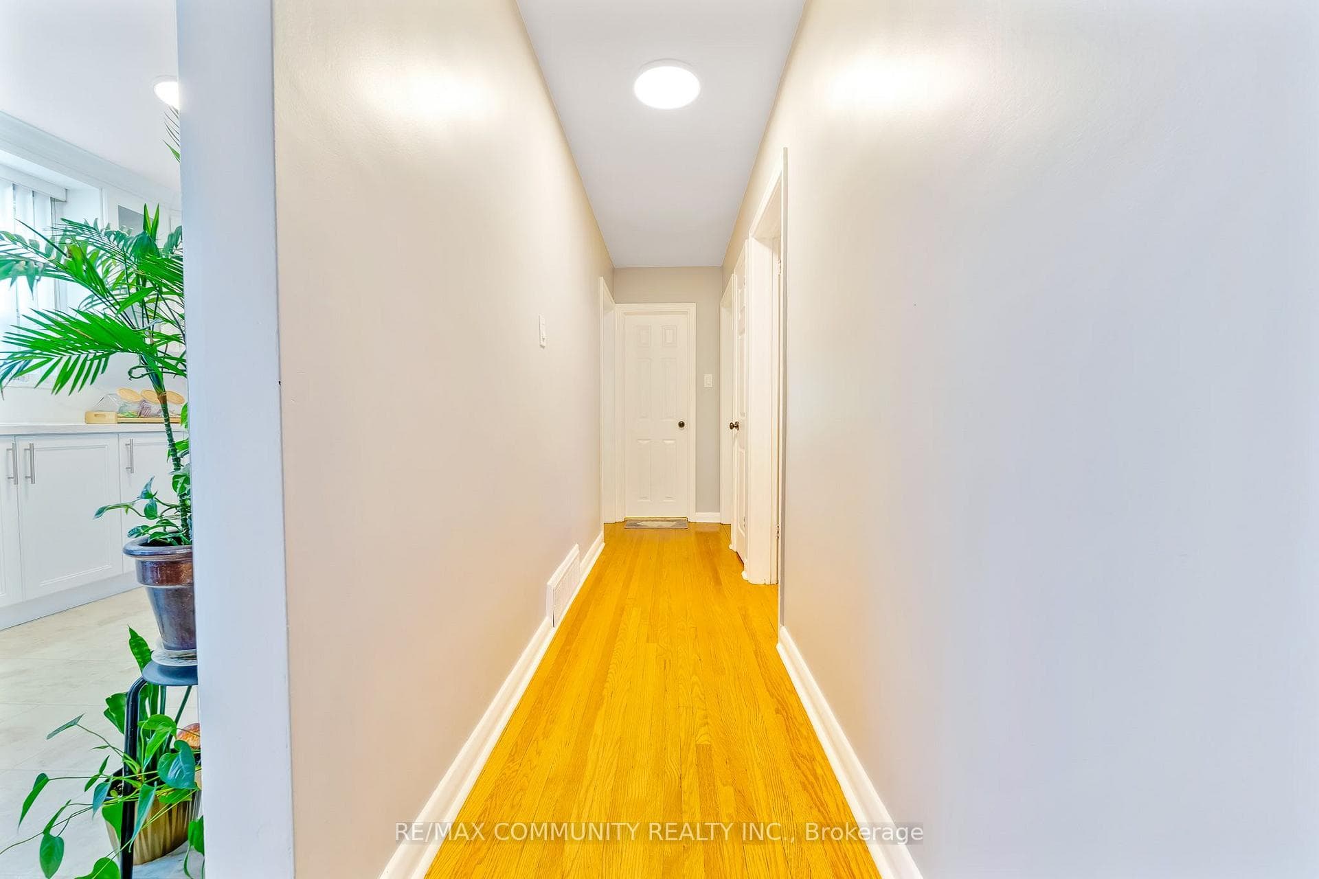 764 Brimley Road photo 17