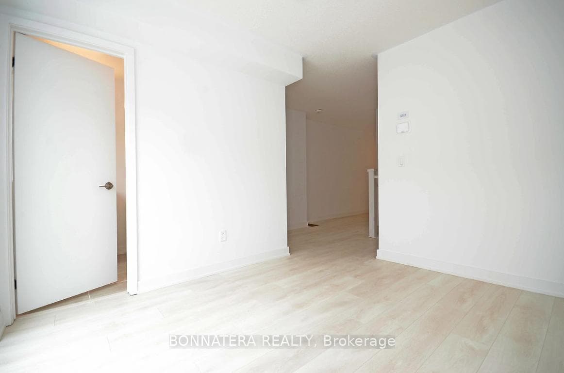 1121 Cooke Boulevard Unit 67 photo 20