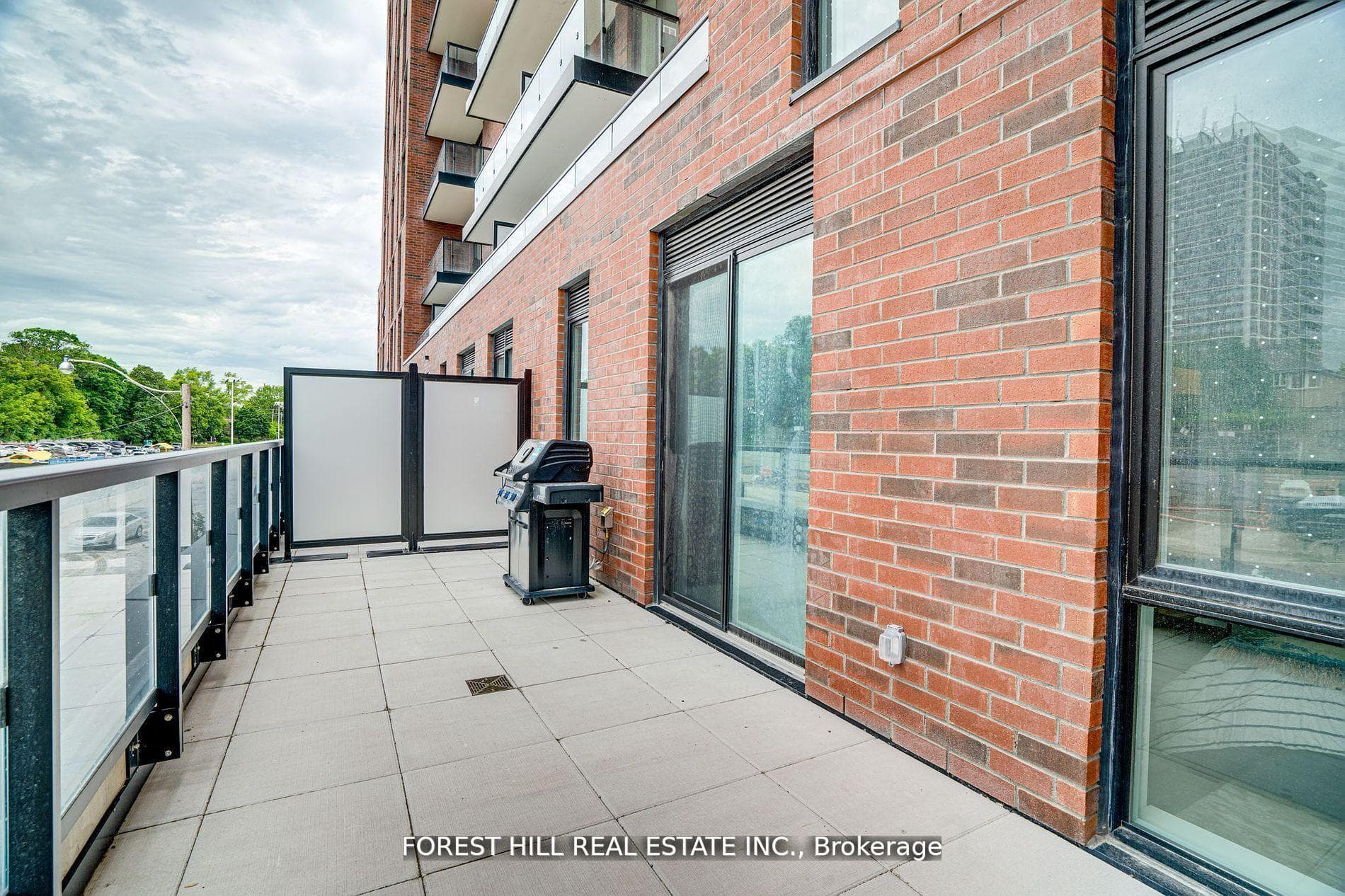 185 Alberta Avenue Unit 209 photo 16