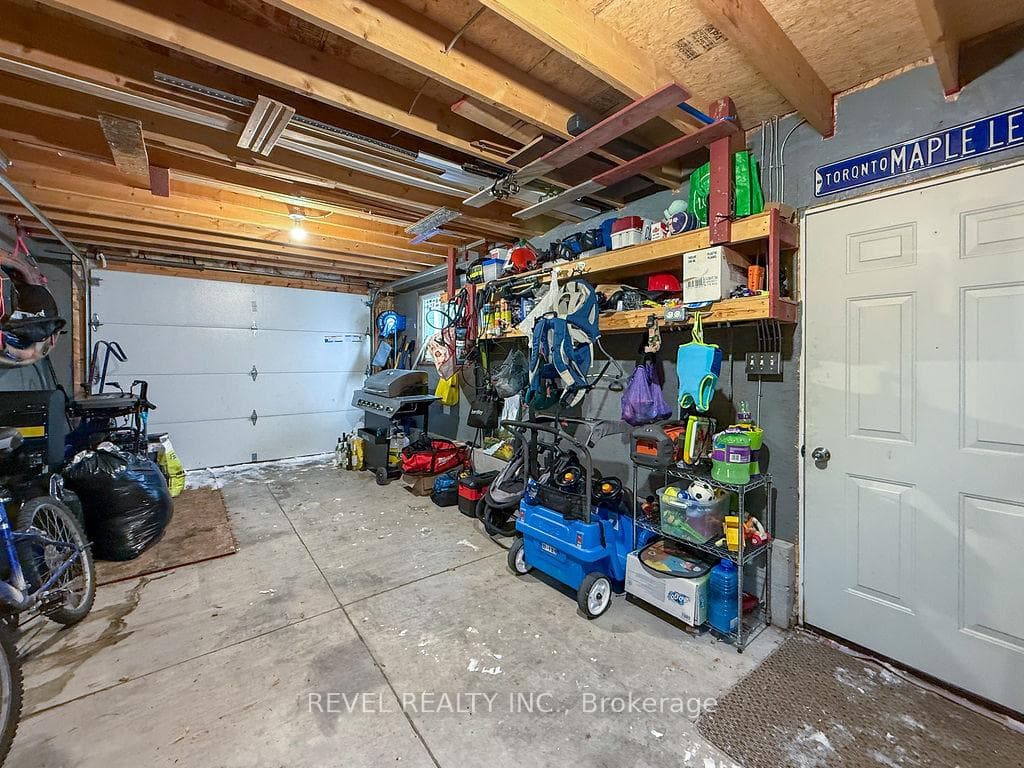 913 Ferguson Road photo 34